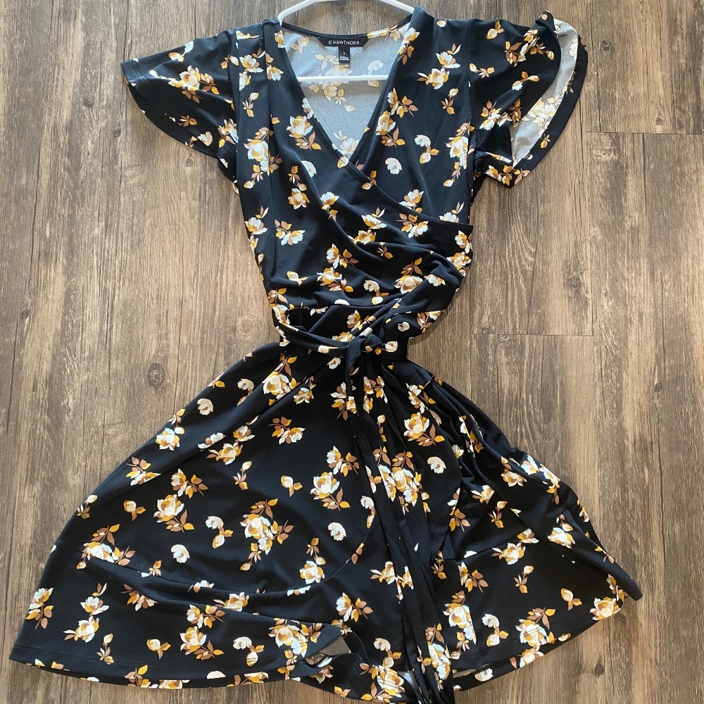 41 Hawthorn Kaylee Knit Flutter Sleeve Wrap Dress